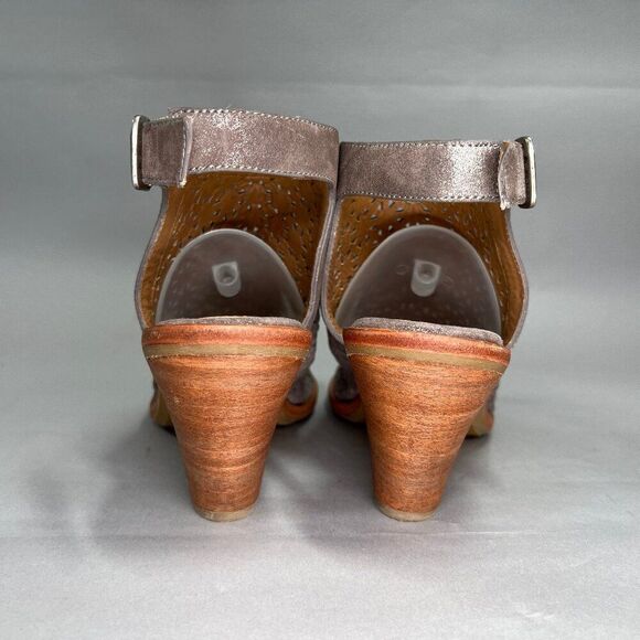 Trask Parker Sandals Women's 7 Pewter Suede Perforated Heeled Slingback Heels - Picture 5 of 11